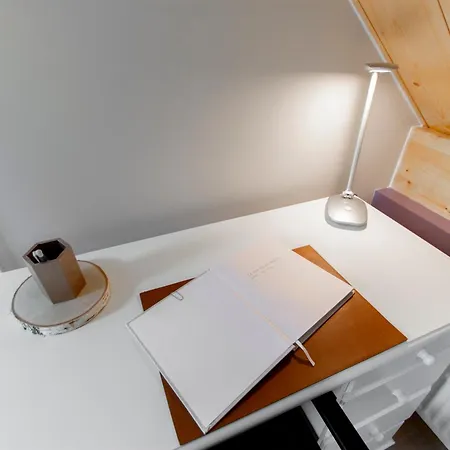Like Upstairs Private Quarto em Acomodações Particulares Étiolles