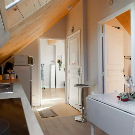 Like Upstairs Private